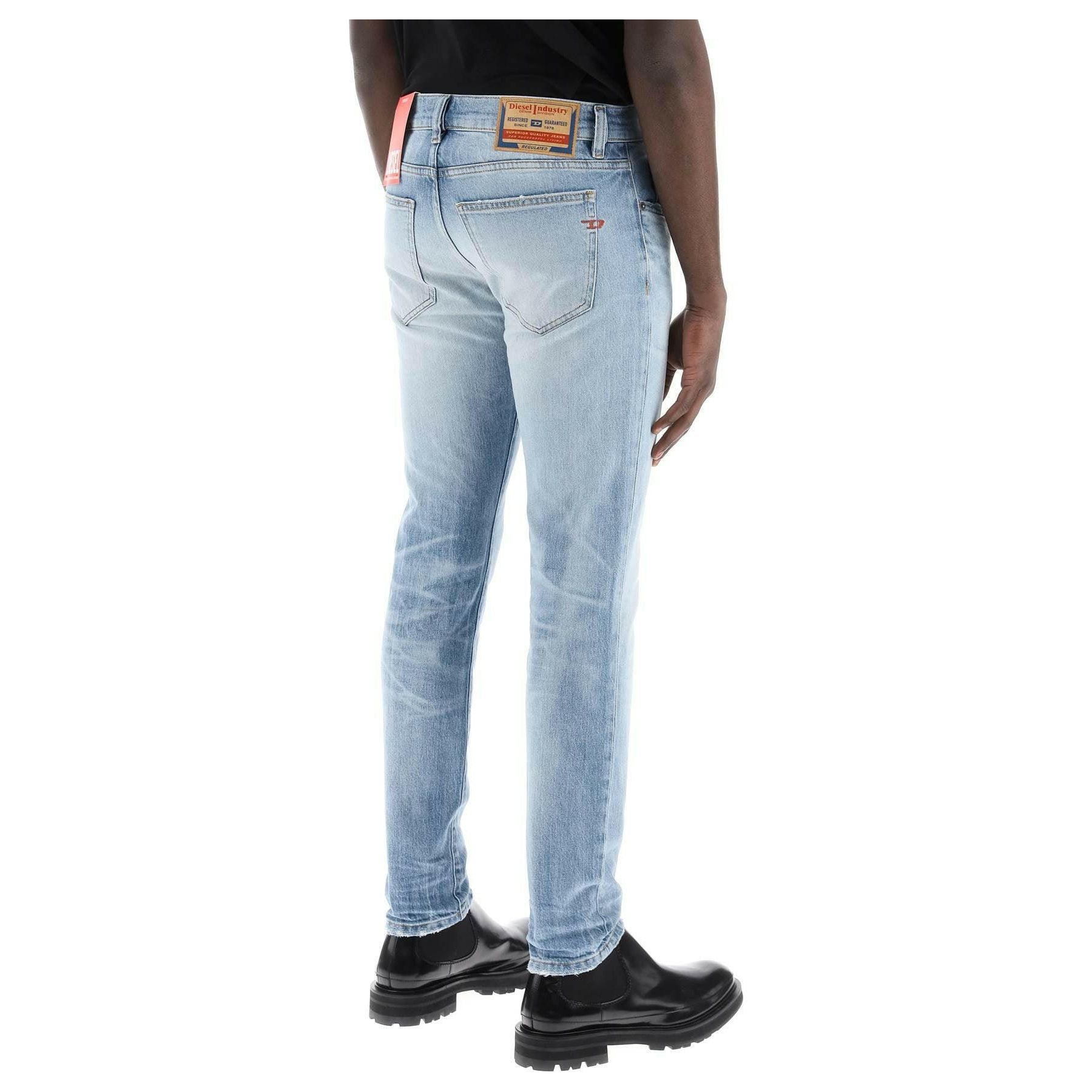 D Strukt Slim-Fit Jeans DIESEL JOHN JULIA.