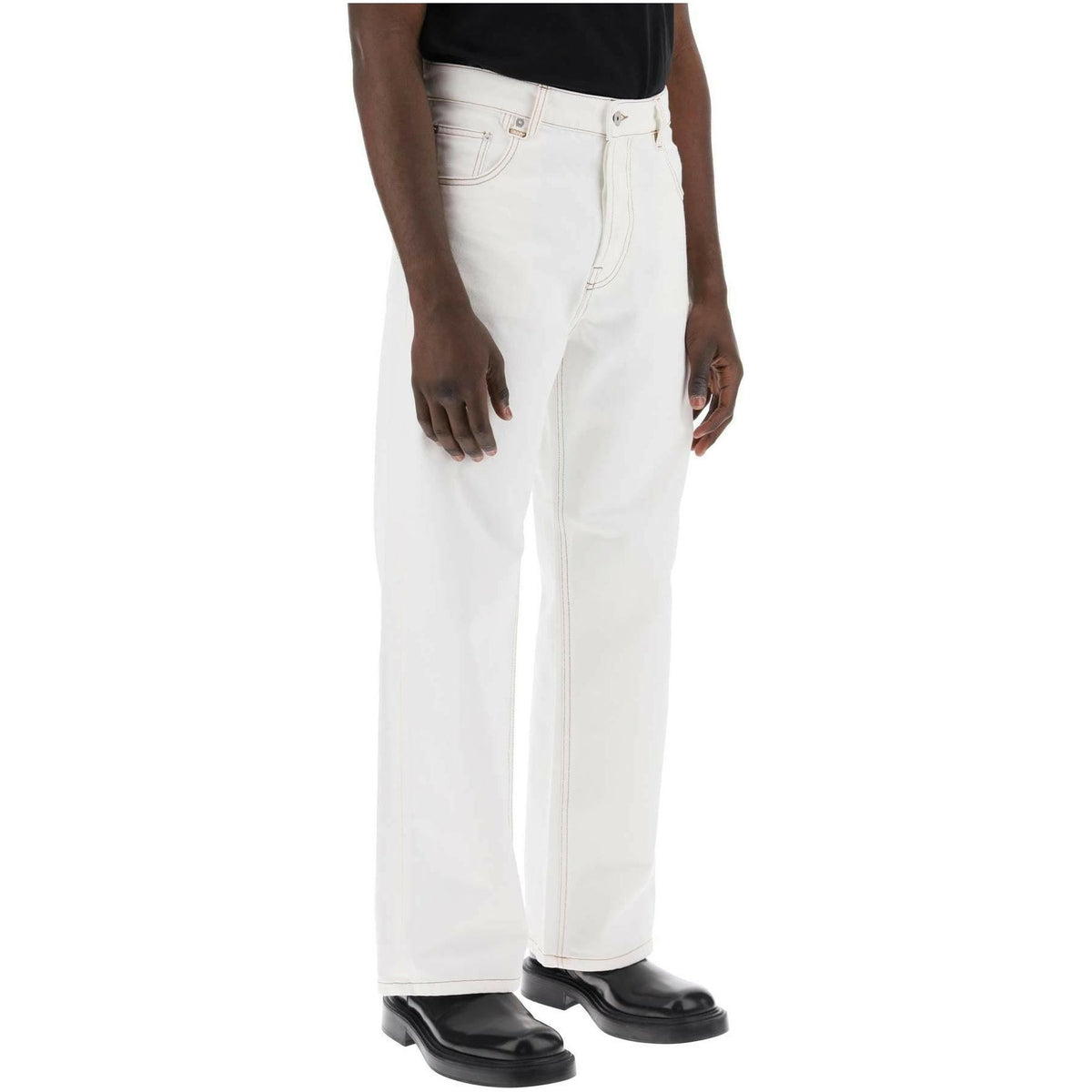 JACQUEMUS - Off-White Tabac 'Le De Nîmes Large' Regenerative Cotton Jeans - JOHN JULIA