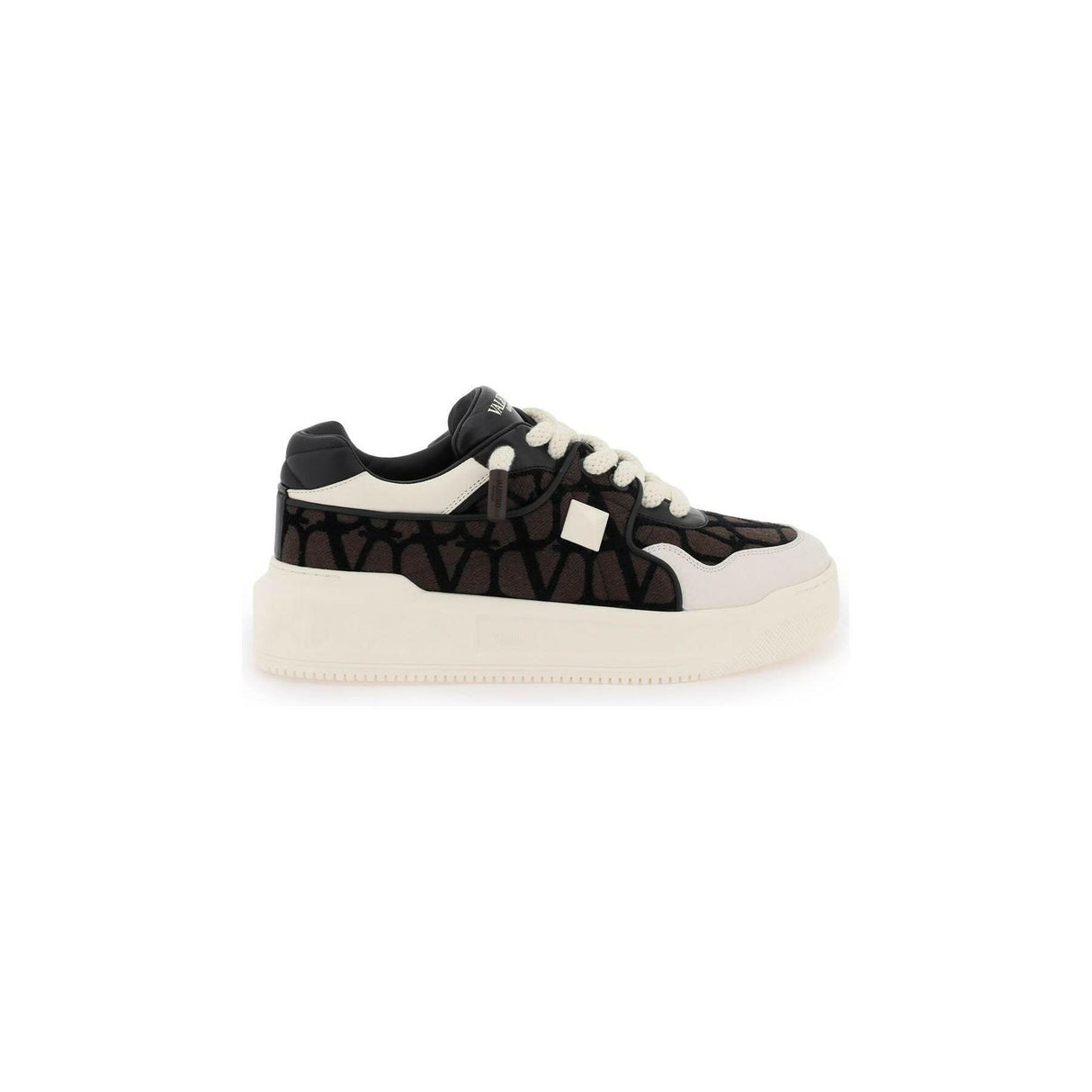 Nappa Leather ONE STUD XL Low-Top Sneakers.