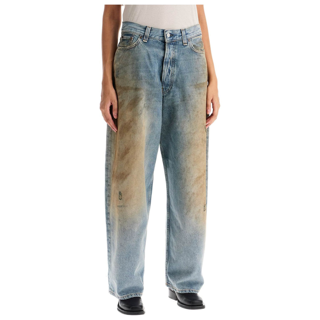 Baggy Jeans With A Distressed