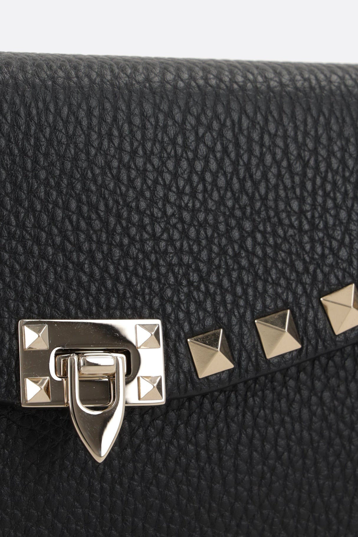 Rockstud Grainy Leather Wallet On Chain-VALENTINO GARAVANI-JOHN JULIA