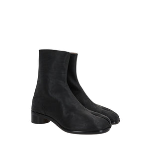 Tabi Grainy Leather Ankle Boots-MAISON MARGIELA-JOHN JULIA