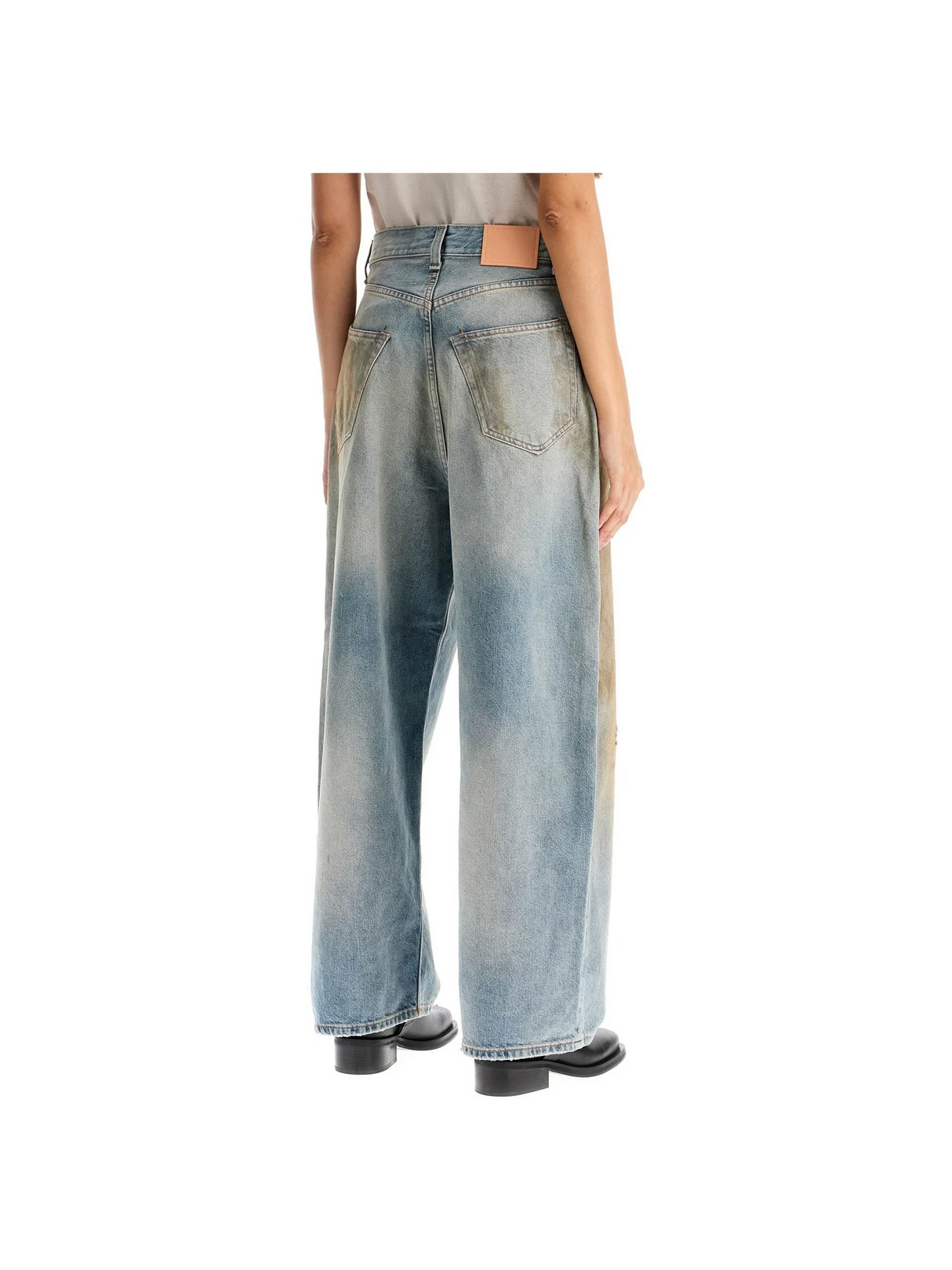 Baggy Jeans With A Distressed