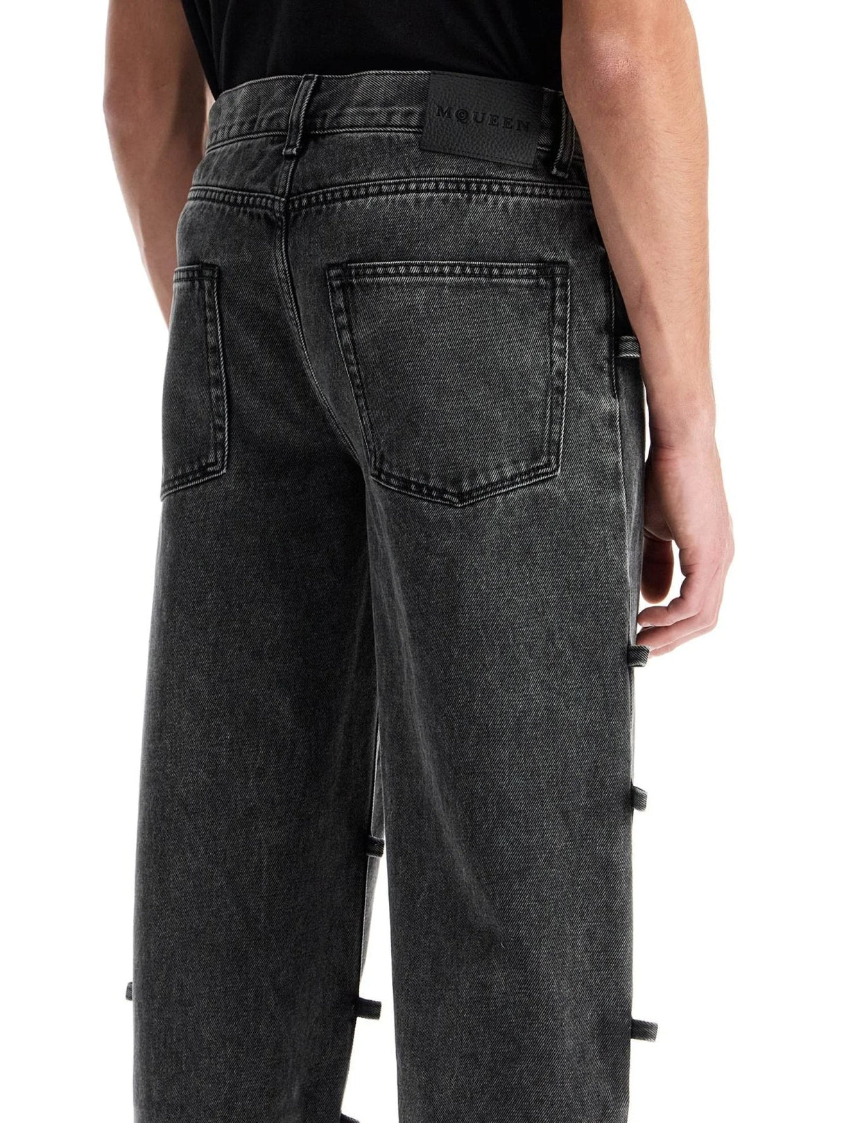 Baggy Jeans With Knotted Detail