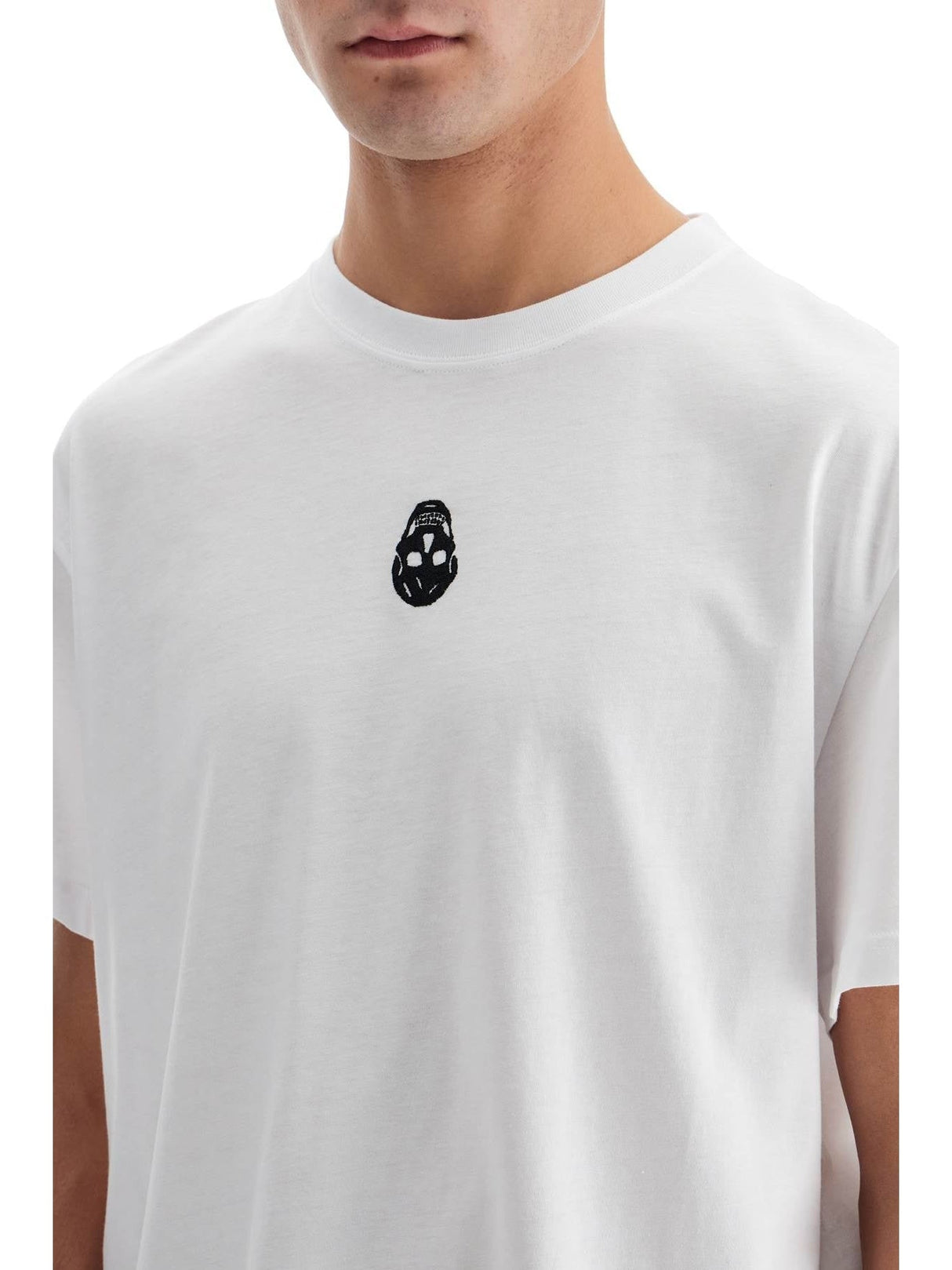 Skull Embroidered T-shirt