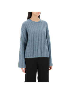 Ribbed Knit Pullover Sweater.