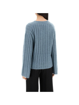 Ribbed Knit Pullover Sweater.