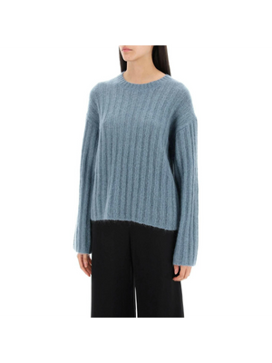 Ribbed Knit Pullover Sweater.