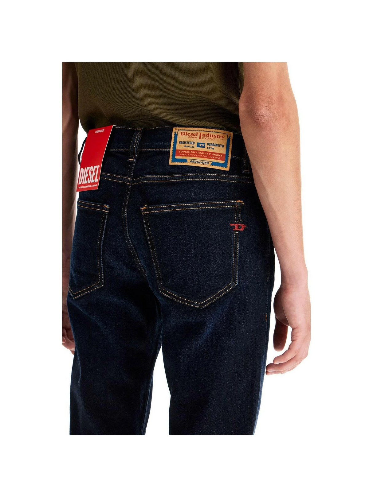 2019 D-Strukt Slim Jeans.