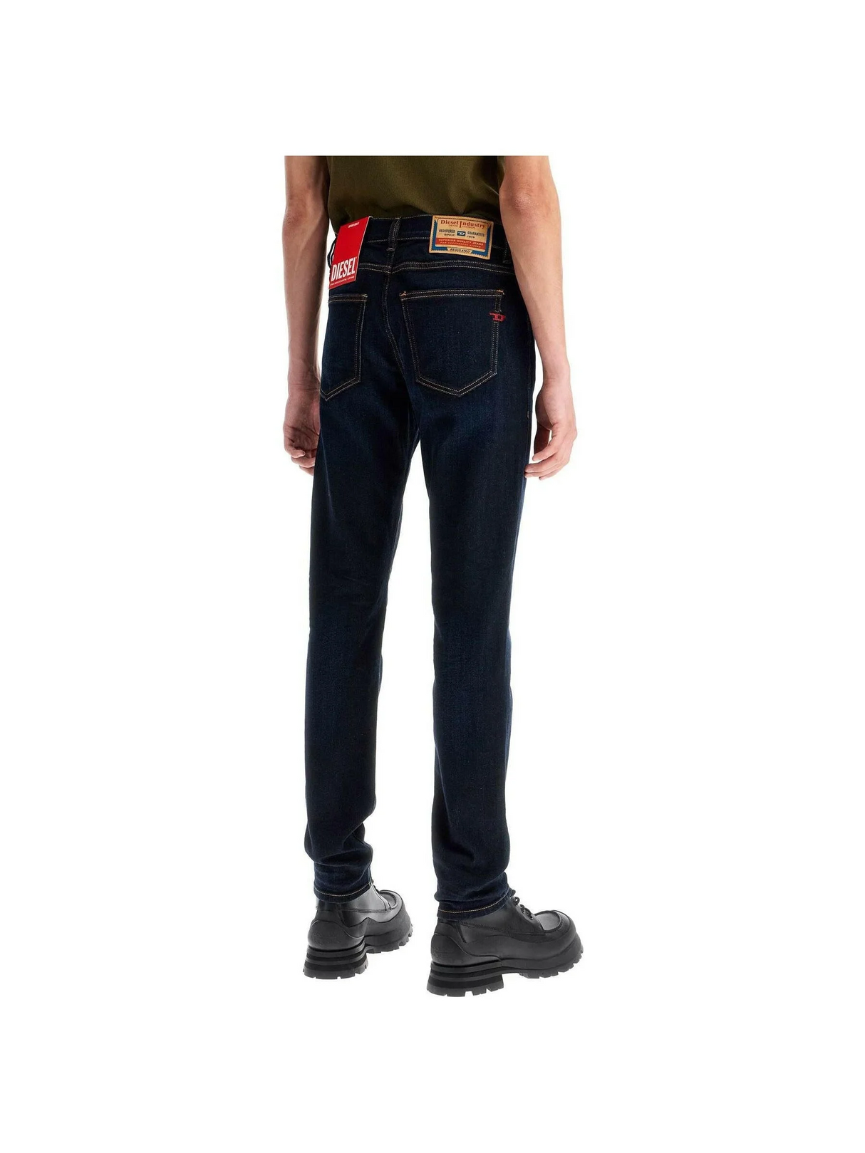 2019 D-Strukt Slim Jeans.