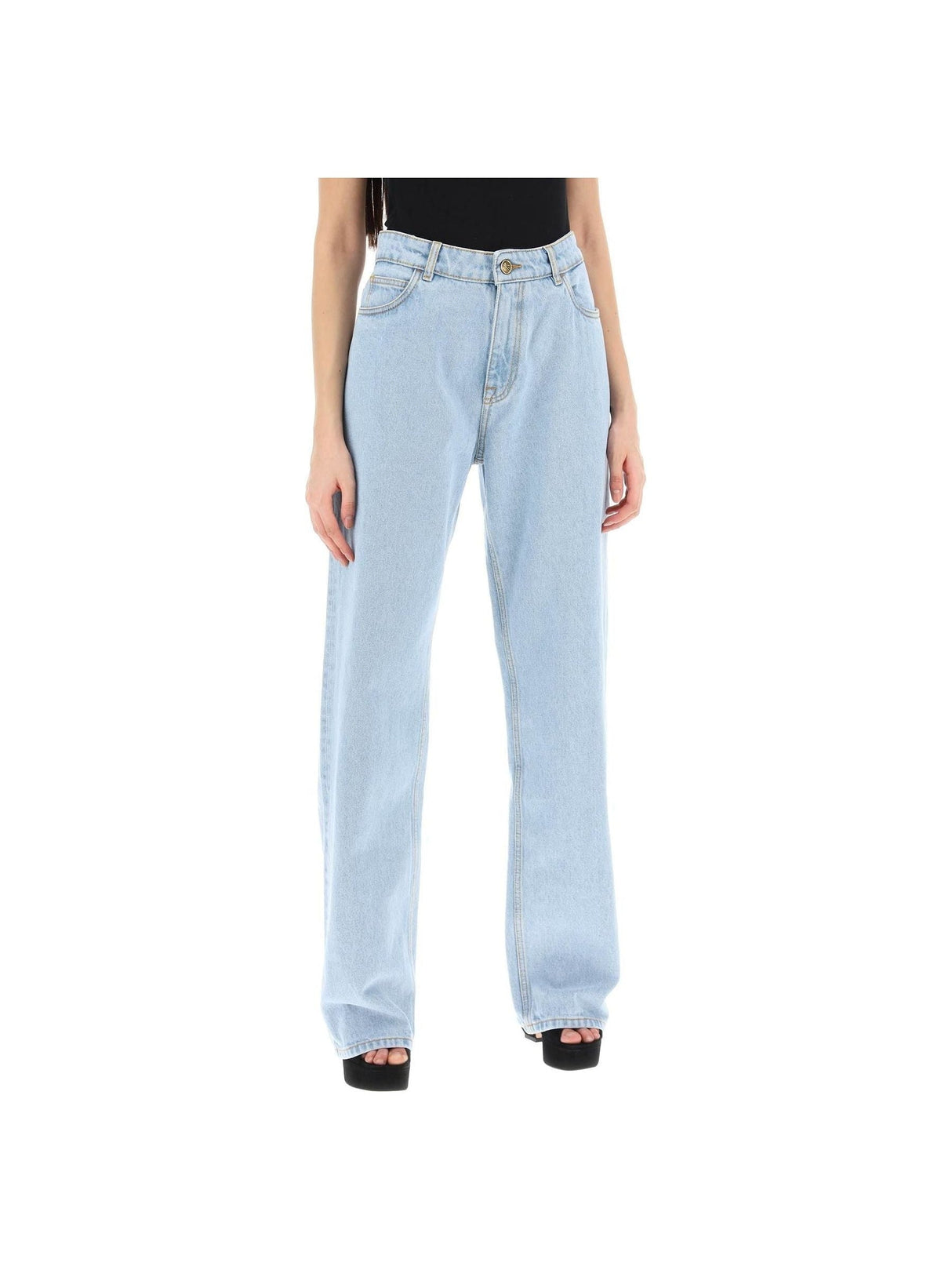 Low-waisted Baggy Jeans