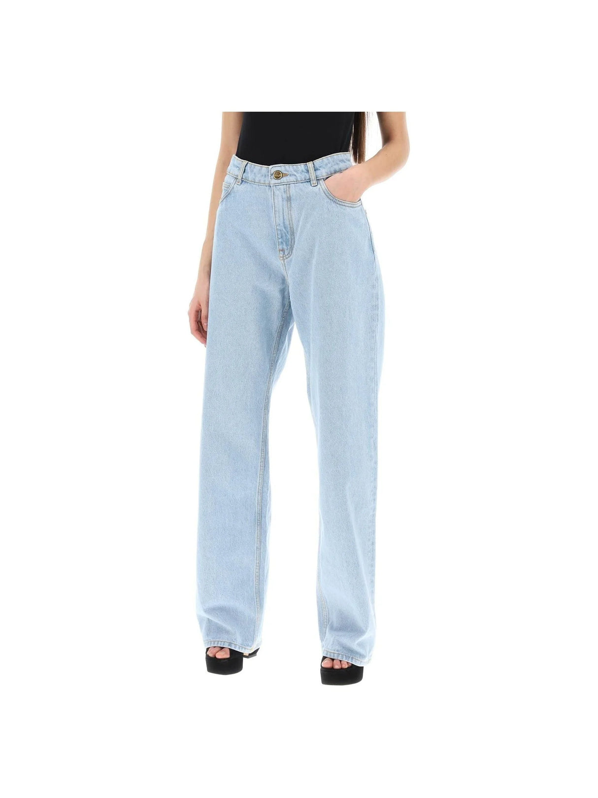 Low-waisted Baggy Jeans