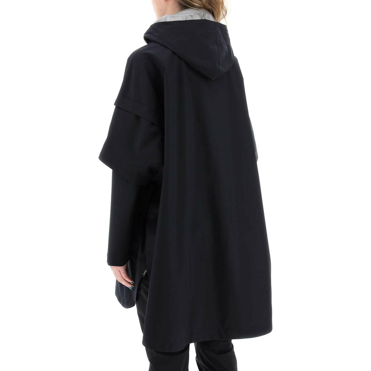 Black GORE-TEx Cape With Removable Sleeves HERNO LAMINAR JOHN JULIA.