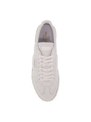 VALENTINO GARAVANI-Low Top Upvillage Sneaker In -JOHN JULIA.