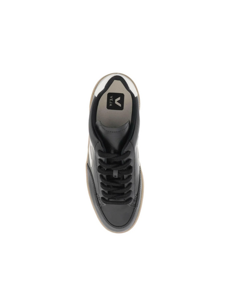 Black Smooth Leather V-12 Sneakers VEJA JOHN JULIA.