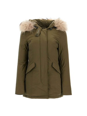 Water-Repellent Luxury Arctic Parka - Women > Clothing > Outerwear > Parkas