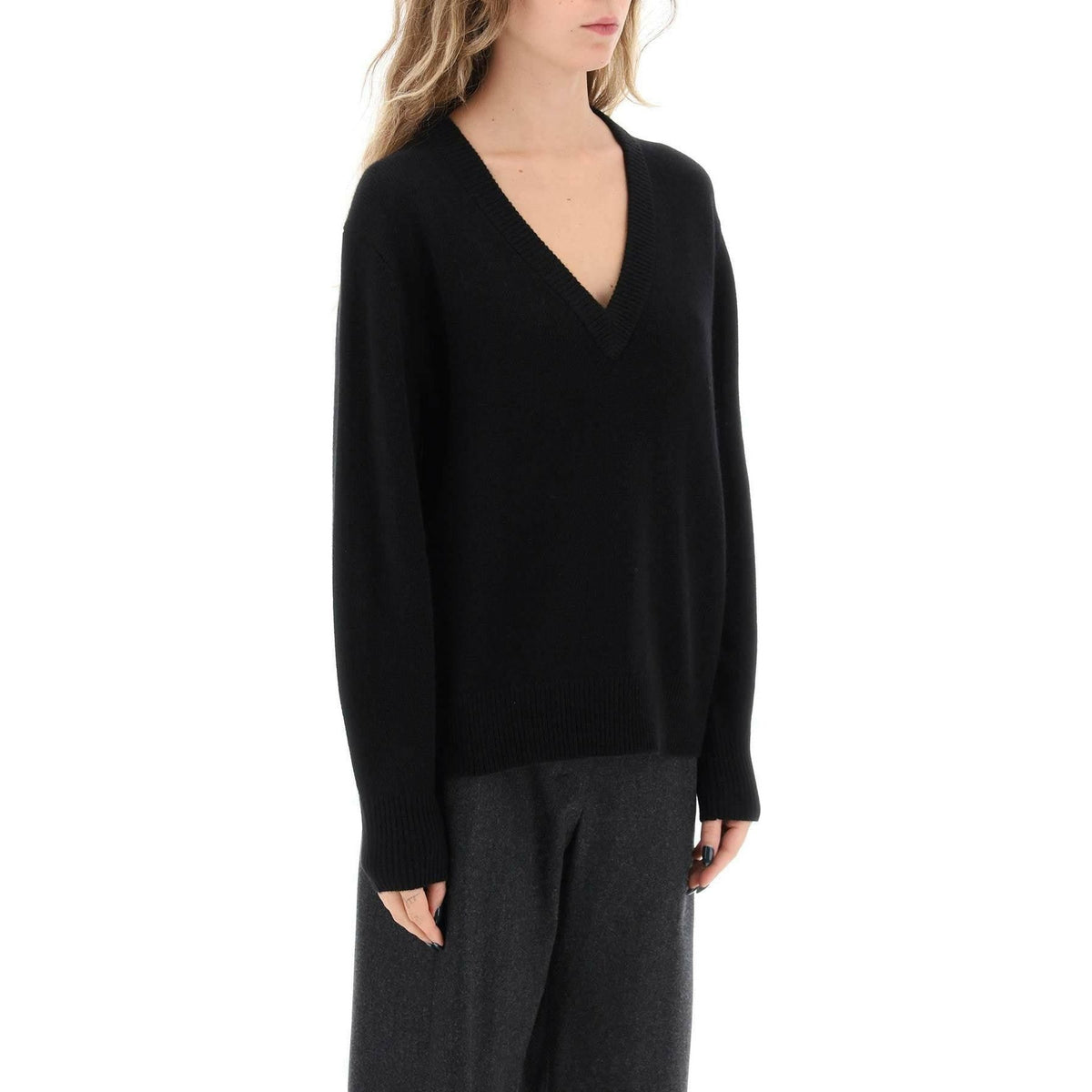 Guest In Residence The V Cashmere Sweater - JOHN JULIA